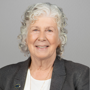 Lisa Perry Headshot
